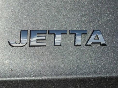 Used 2021 Volkswagen Jetta S image 5