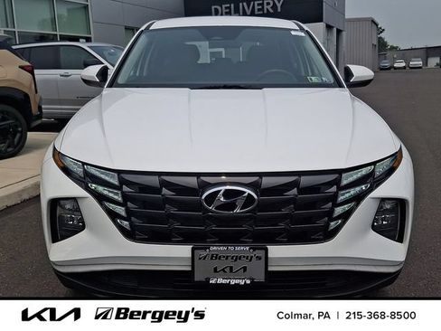 Used 2024 Hyundai Tucson SE AWD/4WD image 2