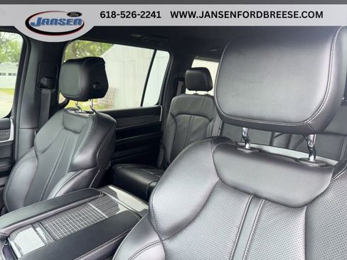 Used 2022 Jeep Wagoneer Series II AWD/4WD image 19