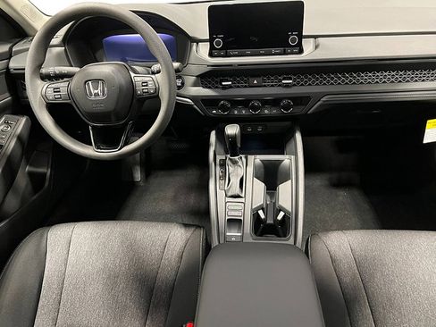 Used 2023 Honda Accord EX image 18