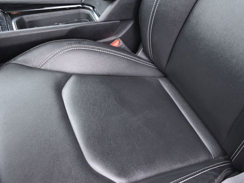 Used 2025 Jeep Compass Limited image 12