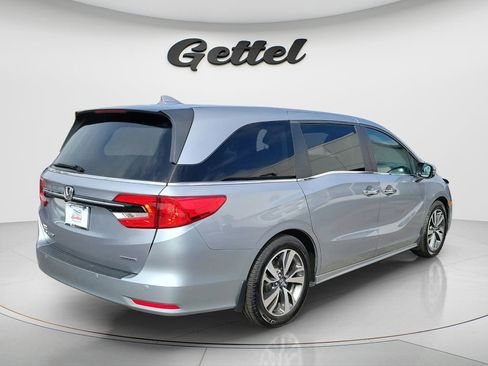 Used 2023 Honda Odyssey Touring image 4