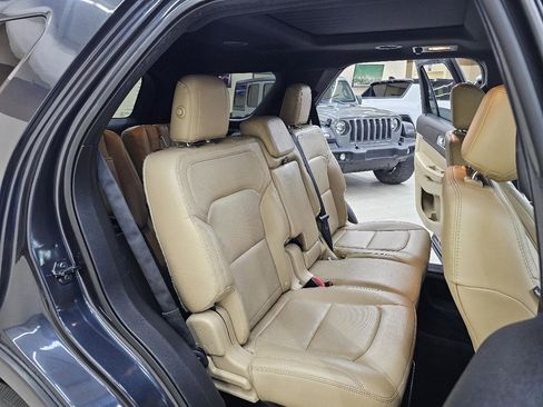 Used 2017 Ford Explorer Limited w/ Equipment Group 301A image 23