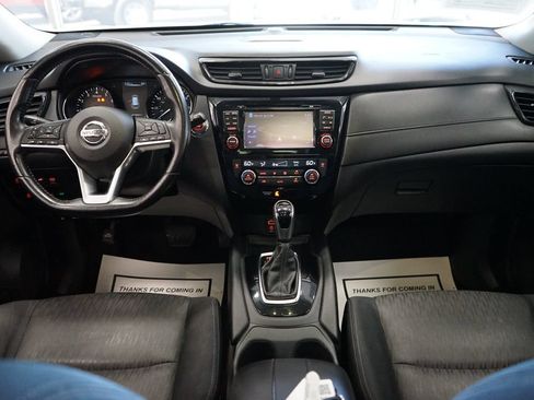 Used 2017 Nissan Rogue SV AWD/4WD image 38
