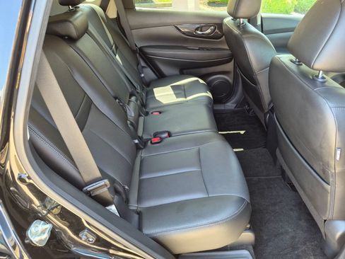Certified 2020 Nissan Rogue SL AWD/4WD image 30