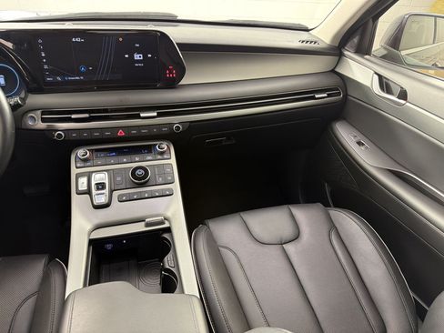 Used 2024 Hyundai Palisade SEL w/ Premium Package FWD image 29