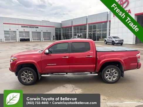 Used 2019 Toyota Tacoma Limited AWD/4WD image 7