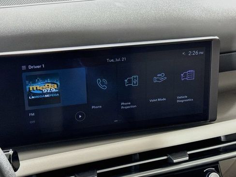 Certified 2025 Hyundai Tucson SEL AWD/4WD image 16