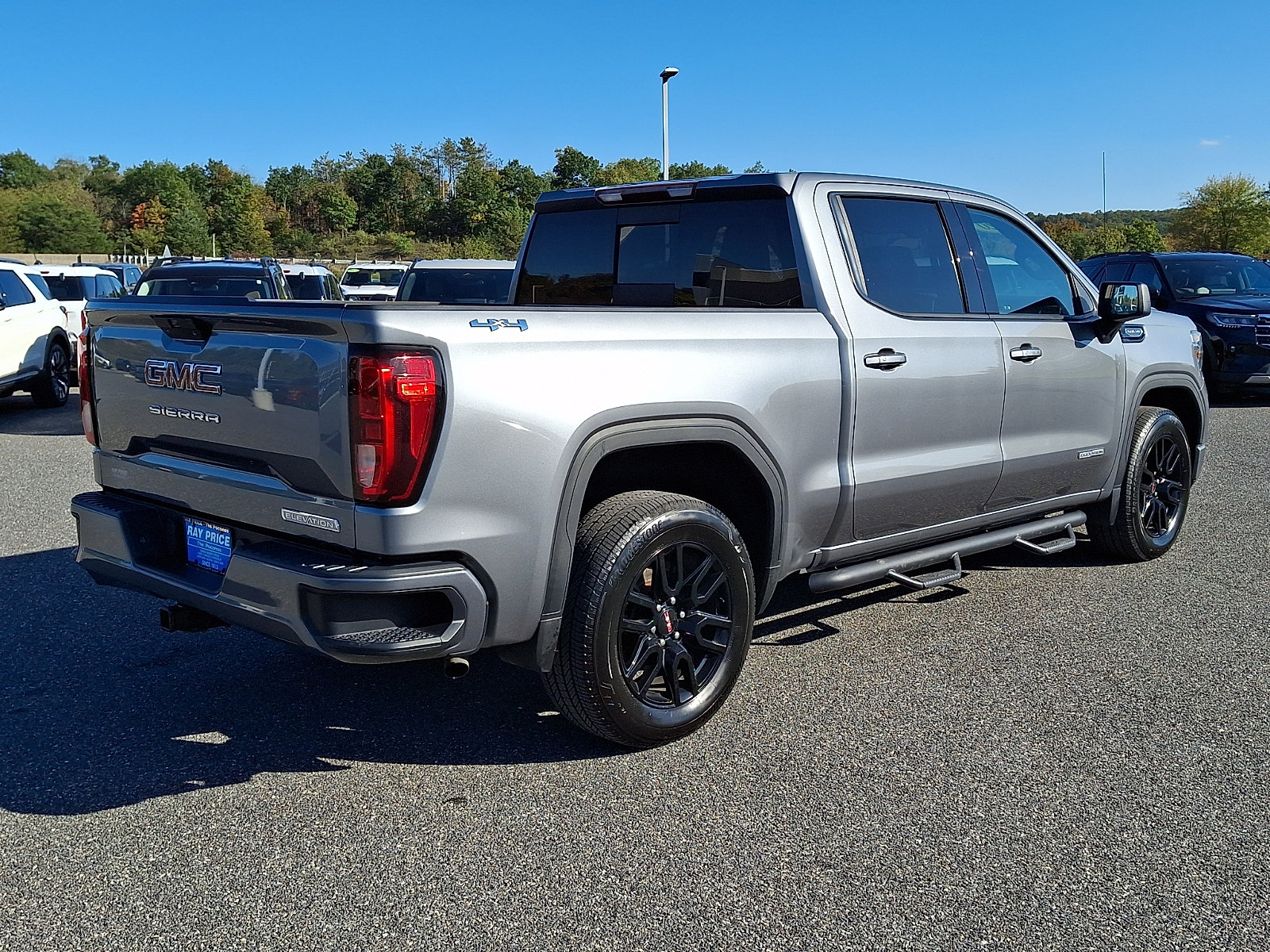 Used 2020 GMC Sierra 1500 Elevation w/ Elevation Value Package AWD/4WD image 7