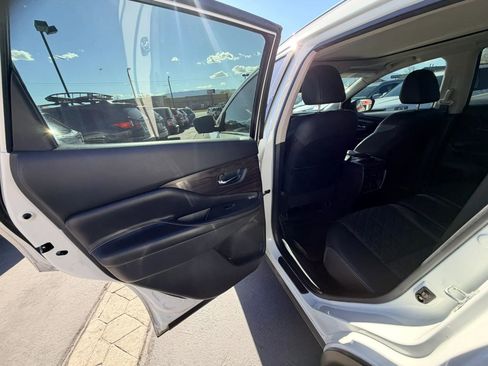 Used 2020 Nissan Murano Platinum w/ Cargo Package AWD/4WD image 24
