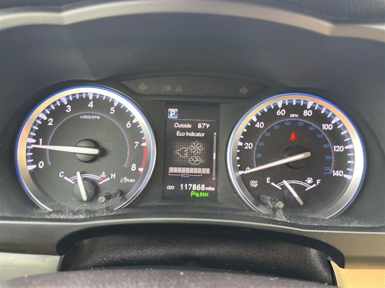Used 2017 Toyota Highlander AWD V6 image 30