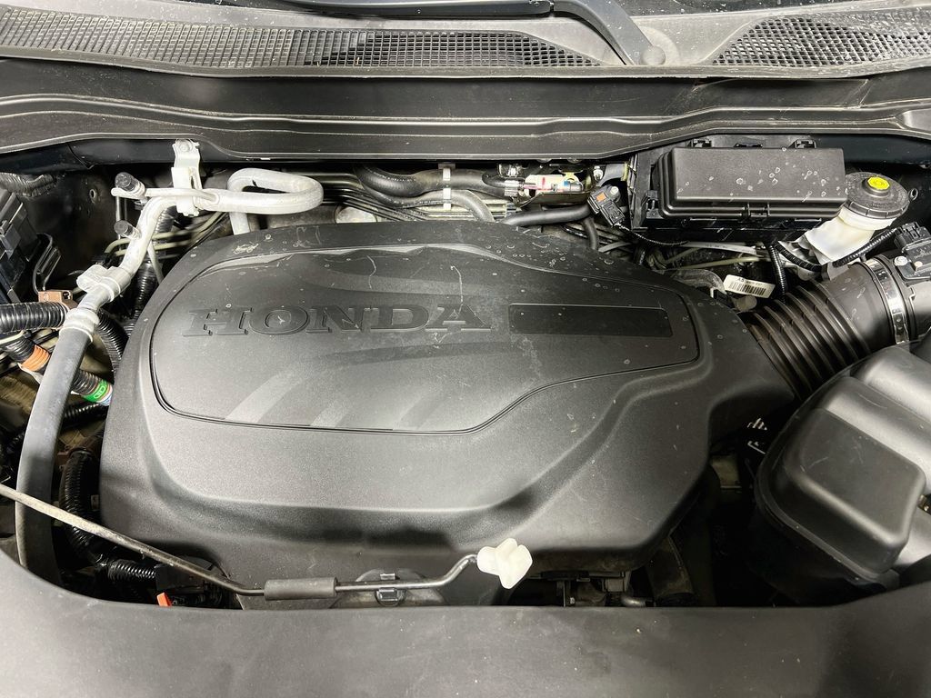 Used 2021 Honda Pilot Touring image 28