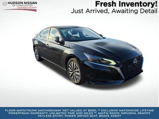 Used 2025 Nissan Altima 2.5 SV video 1