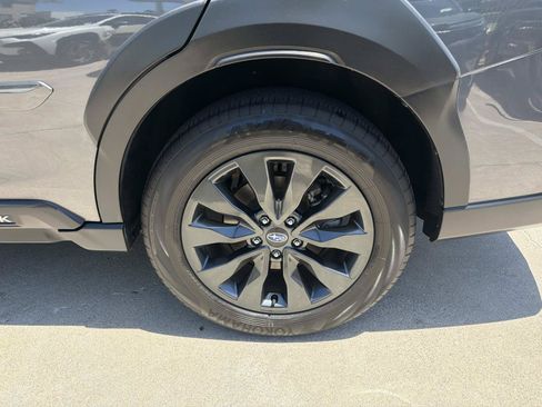 Certified 2024 Subaru Outback Onyx Edition AWD/4WD image 6