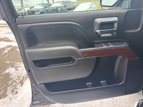 Used 2015 GMC Sierra 1500 SLE w/ SLE Value Package image 6