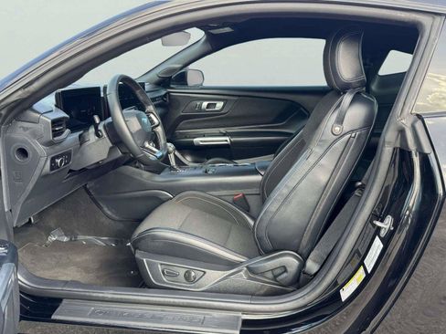Used 2024 Ford Mustang Coupe RWD image 16