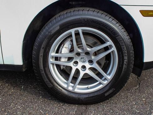 Used 2020 Porsche Macan Base image 7