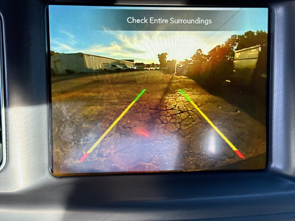 Used 2023 Dodge Charger SXT RWD image 28