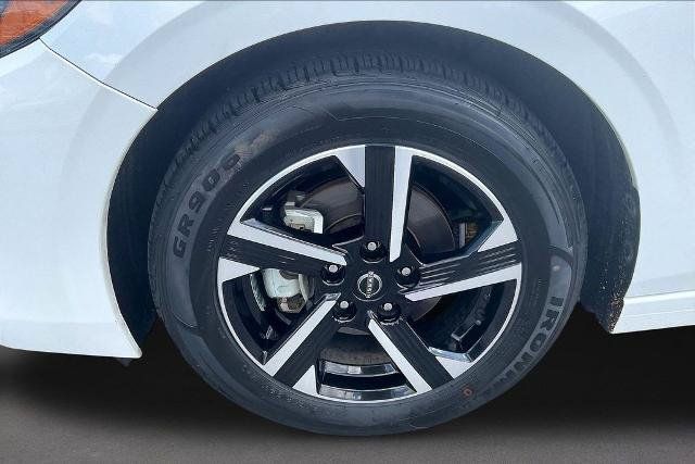 Used 2025 Nissan Sentra SV FWD image 33