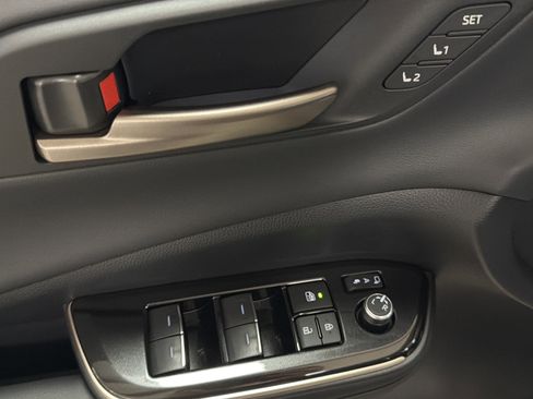 New 2025 Toyota Crown Signia AWD/4WD image 24