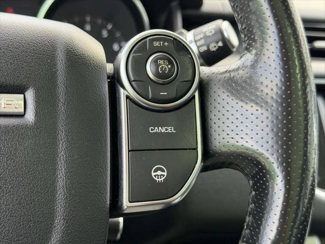 Used 2016 Land Rover Range Rover Sport SE AWD/4WD image 25
