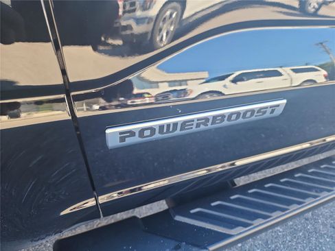 Certified 2023 Ford F150 XLT w/ Equipment Group 302A High image 10