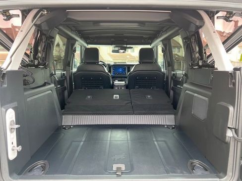 Used 2025 Ford Bronco Big Bend w/ Black Diamond Package image 32