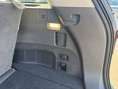 Used 2022 Lincoln Aviator Reserve image 26