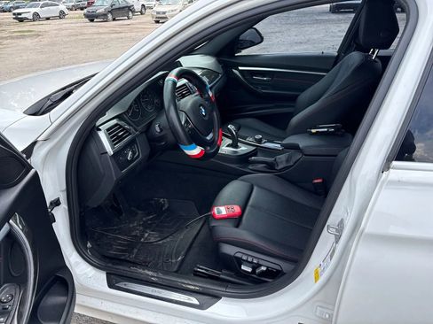 Used 2018 BMW 330i Sedan RWD image 3