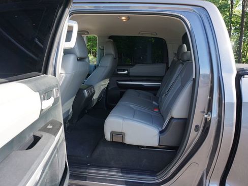 Used 2017 Toyota Tundra Limited w/ Limited Premium Package image 12