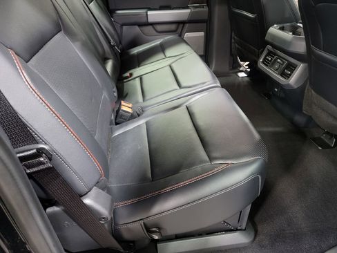 Used 2024 Ford F250 Lariat w/ Lariat Ultimate Package image 15