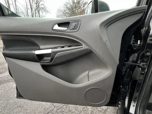 Used 2021 Ford Transit Connect XLT image 9