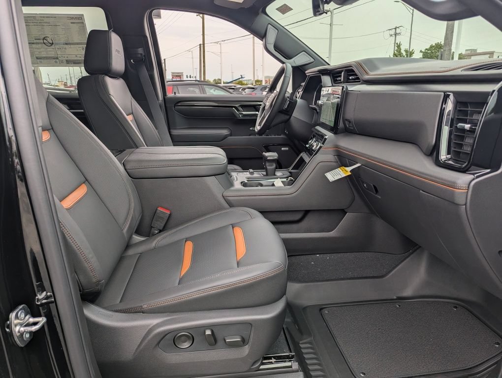 New 2026 GMC Sierra 1500 AT4 w/ AT4 Premium Package AWD/4WD image 18