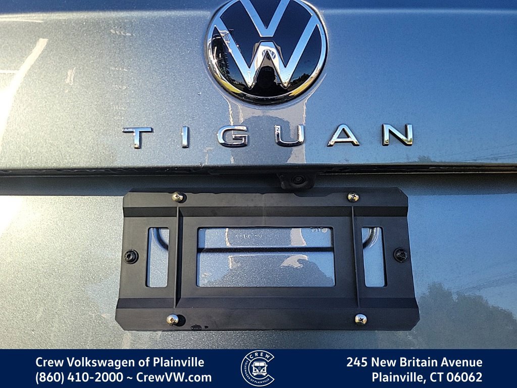 Certified 2024 Volkswagen Tiguan SE R-Line AWD/4WD image 29