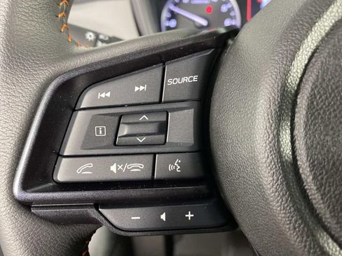 Used 2025 Subaru Crosstrek 2.5i Limited AWD/4WD image 16