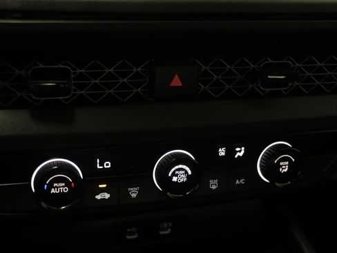 Used 2023 Honda Accord LX image 10