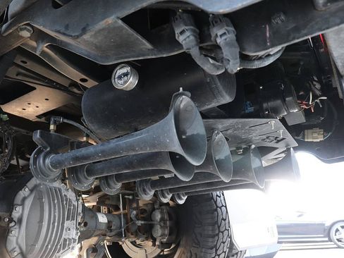 Used 2021 Ford F350 Platinum AWD/4WD image 73