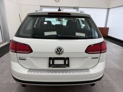 Used 2019 Volkswagen Golf Alltrack SE AWD/4WD image 3