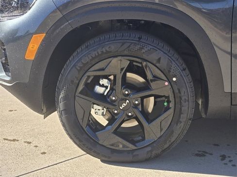 New 2026 Kia Seltos EX w/ EX Sunroof Package image 9