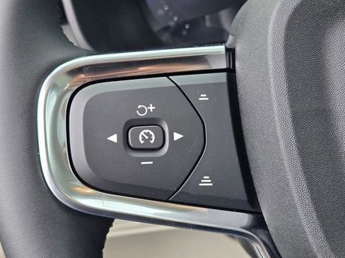 New 2026 Volvo XC40 B5 Plus w/ Protection Package Premier AWD/4WD image 26