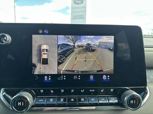 Used 2026 Chevrolet Colorado ZR2 w/ Technology Package image 31