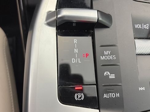 Used 2023 BMW X1 xDrive28i AWD/4WD image 28