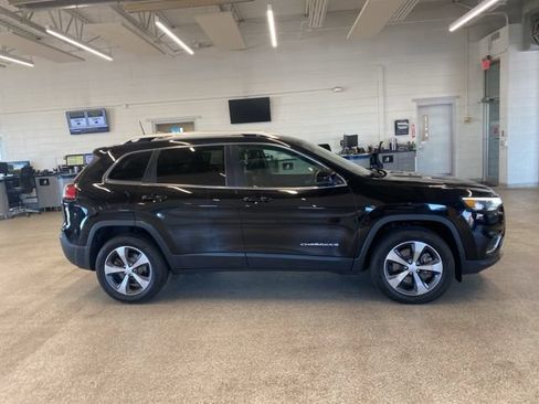 Used 2020 Jeep Cherokee Limited AWD/4WD image 4