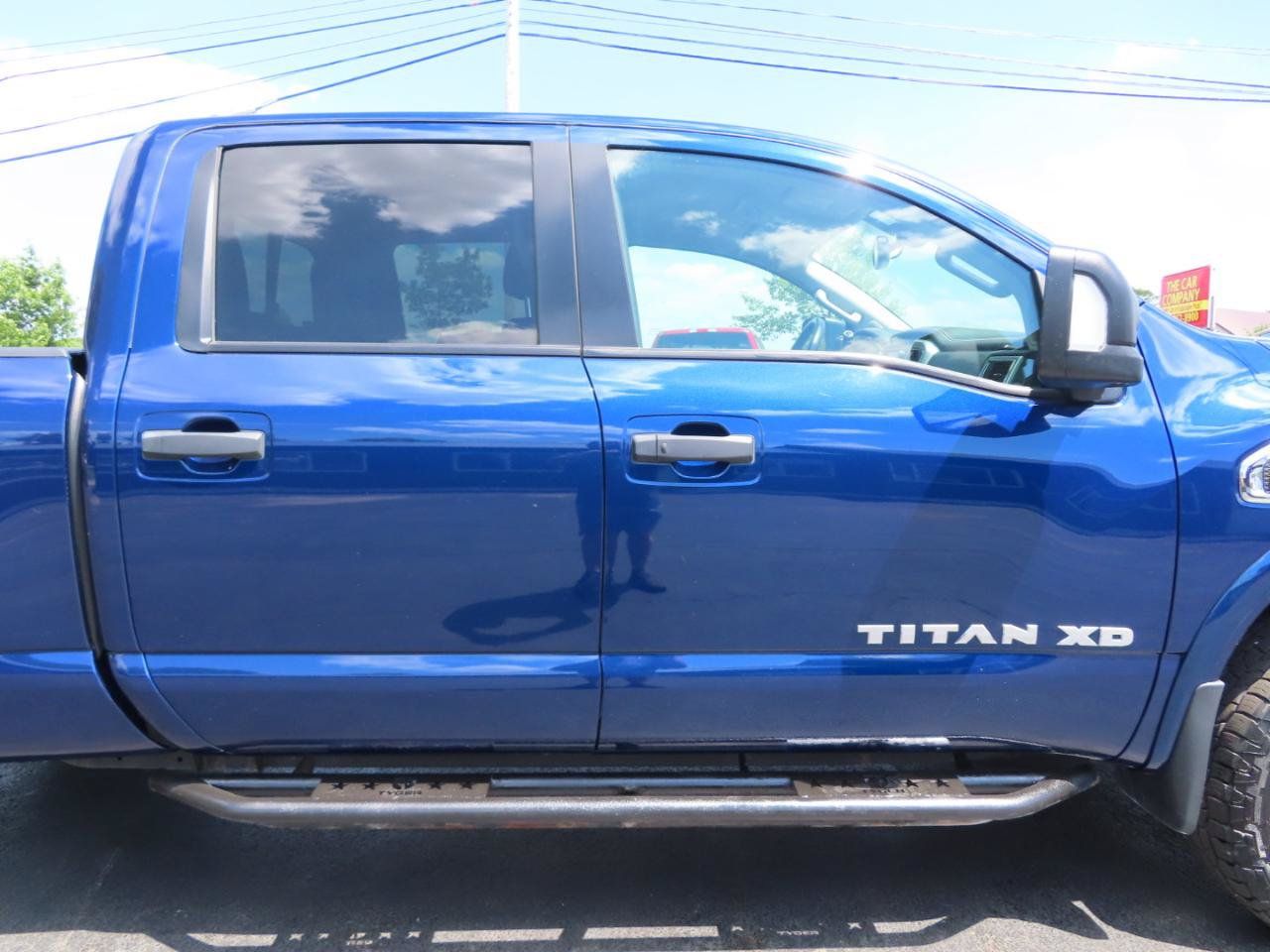Used 2019 Nissan Titan PRO-4X w/ Pro-4x Convenience Package AWD/4WD image 23