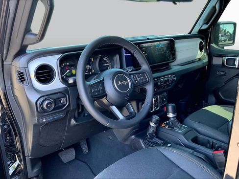 Used 2025 Jeep Wrangler Unlimited Sport S 4xe AWD/4WD image 16