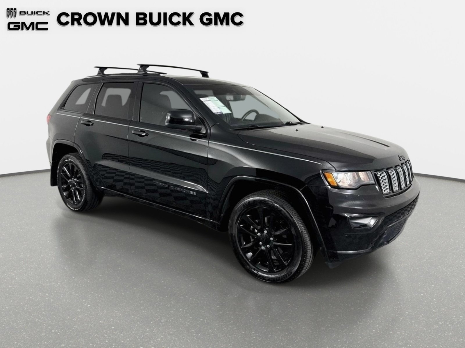 Used 2020 Jeep Grand Cherokee Altitude RWD image 3