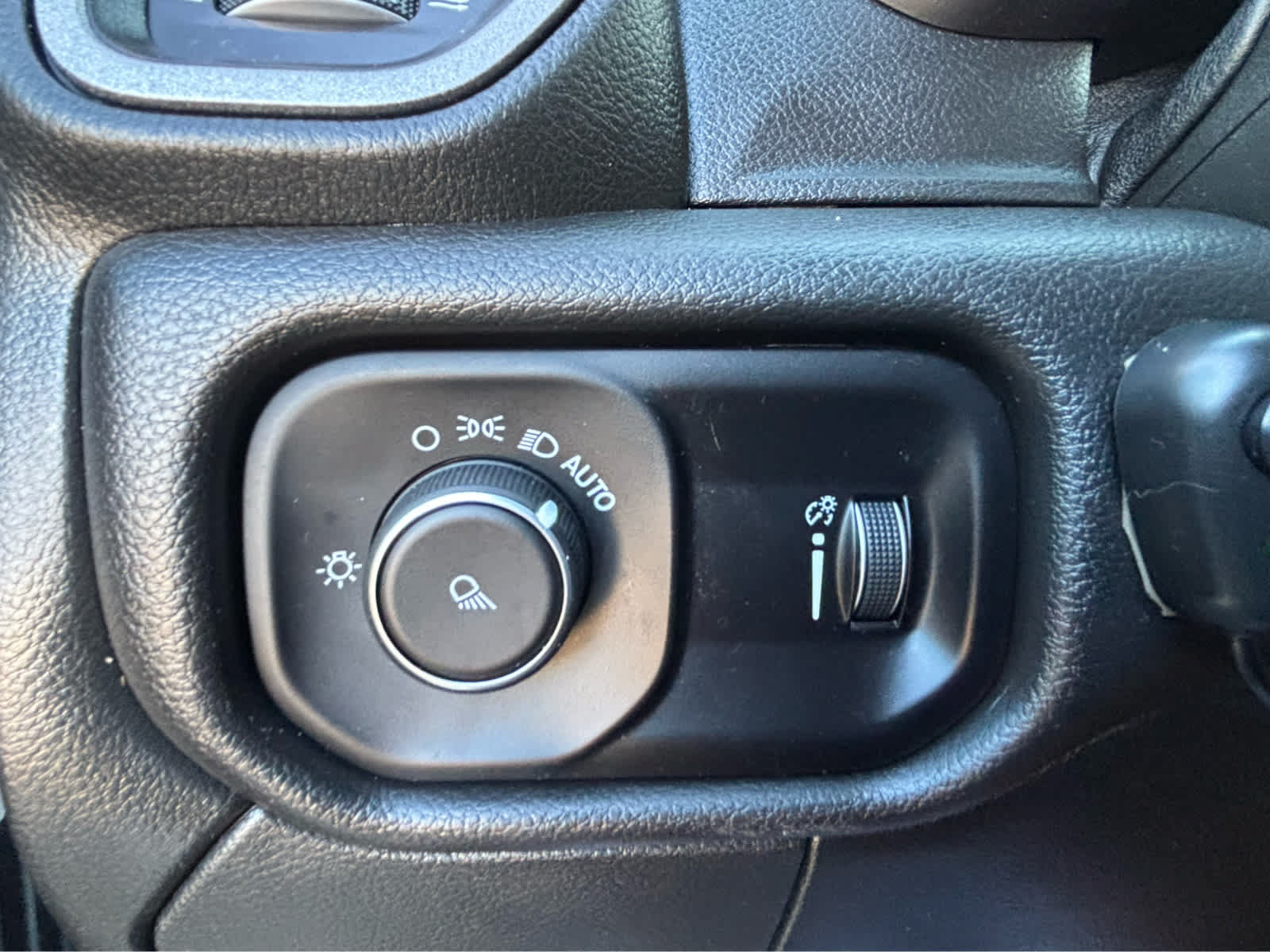 Used 2024 RAM 3500 Tradesman AWD/4WD image 18