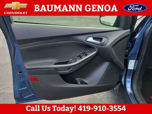 Used 2018 Ford Focus SEL FWD image 10