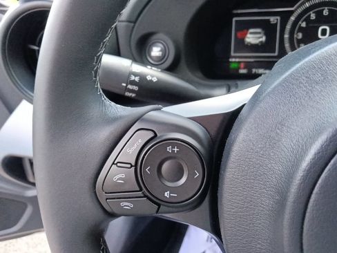 Used 2025 Toyota GR86 Premium RWD image 19