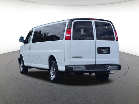 Used 2024 Chevrolet Express 3500 LT w/ LT Preferred Equipment Group RWD image 7